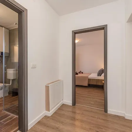 Daire Dmarie Privlaka (Zadar)